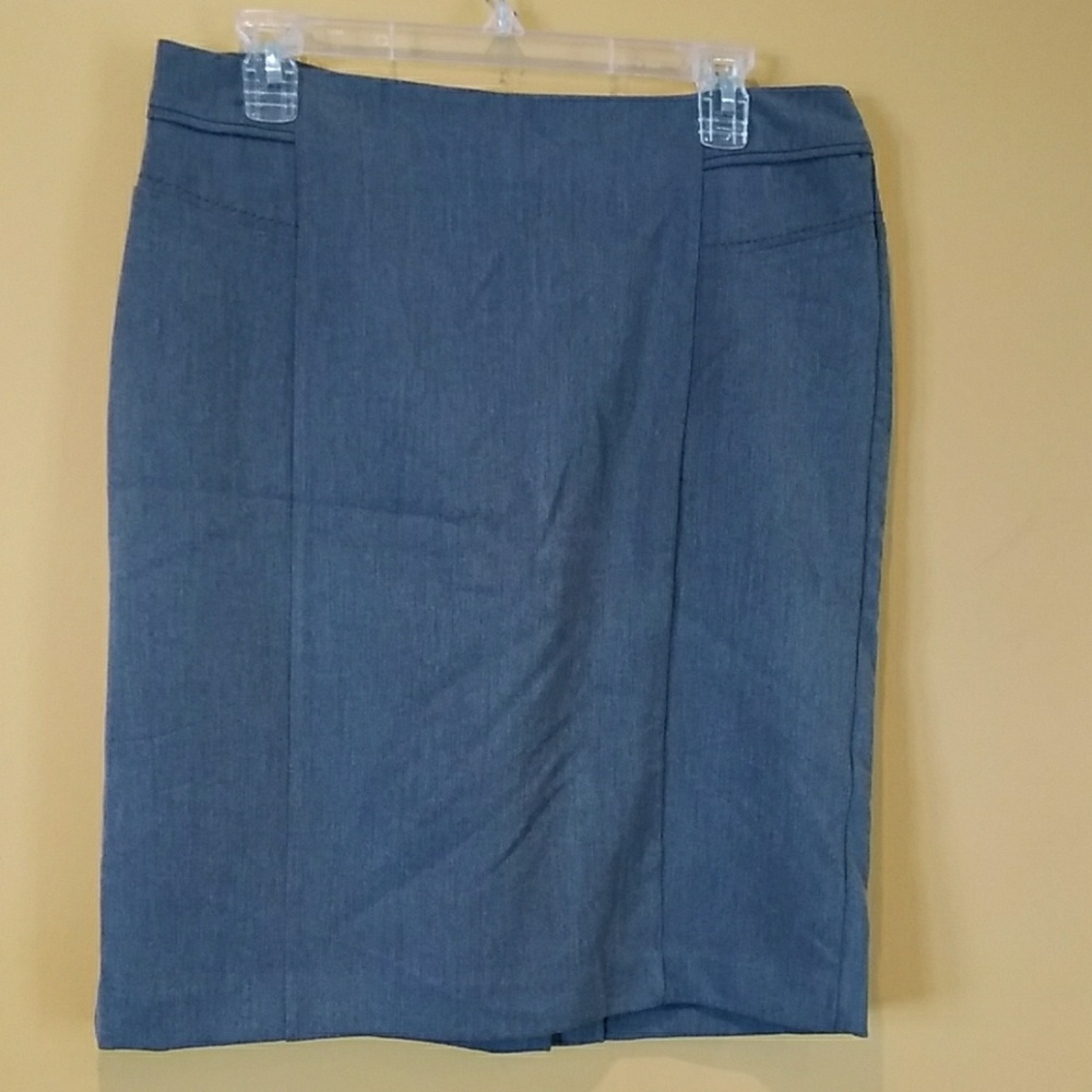 New grey skirt